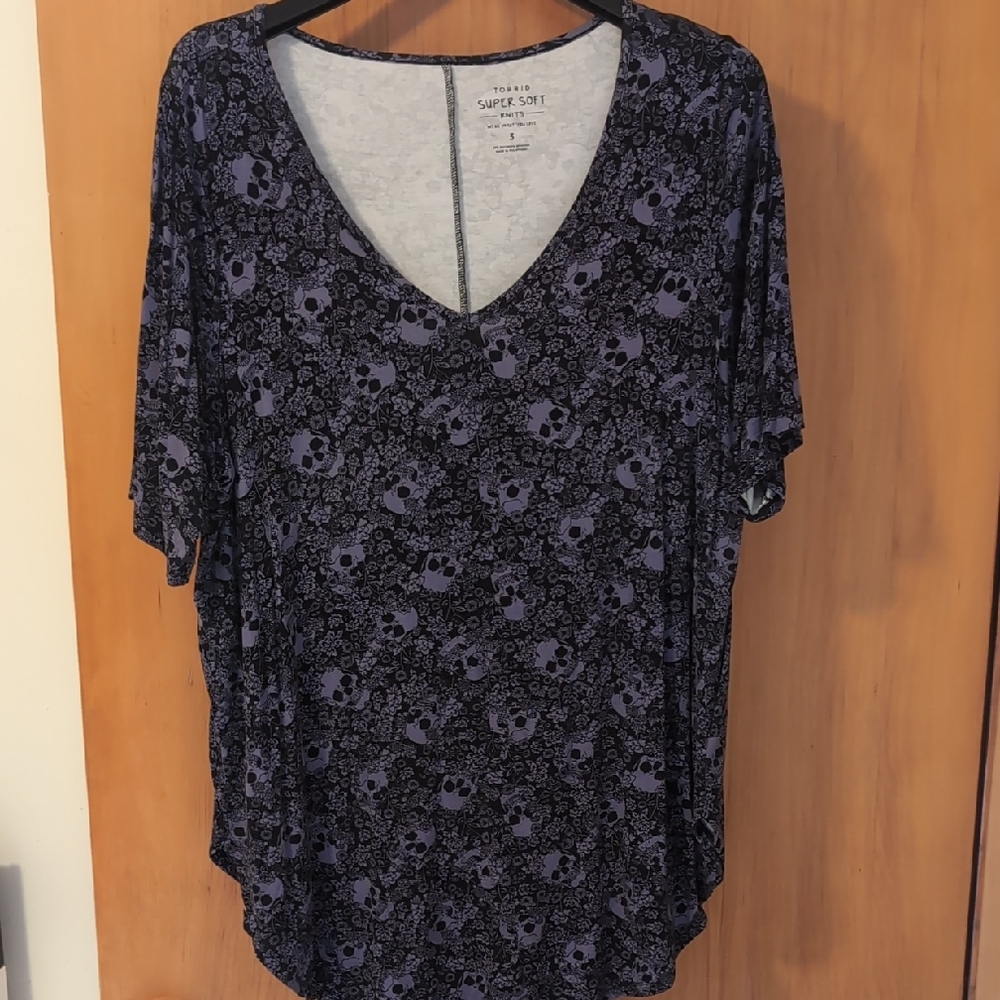 Purple Skull Print Women's Top